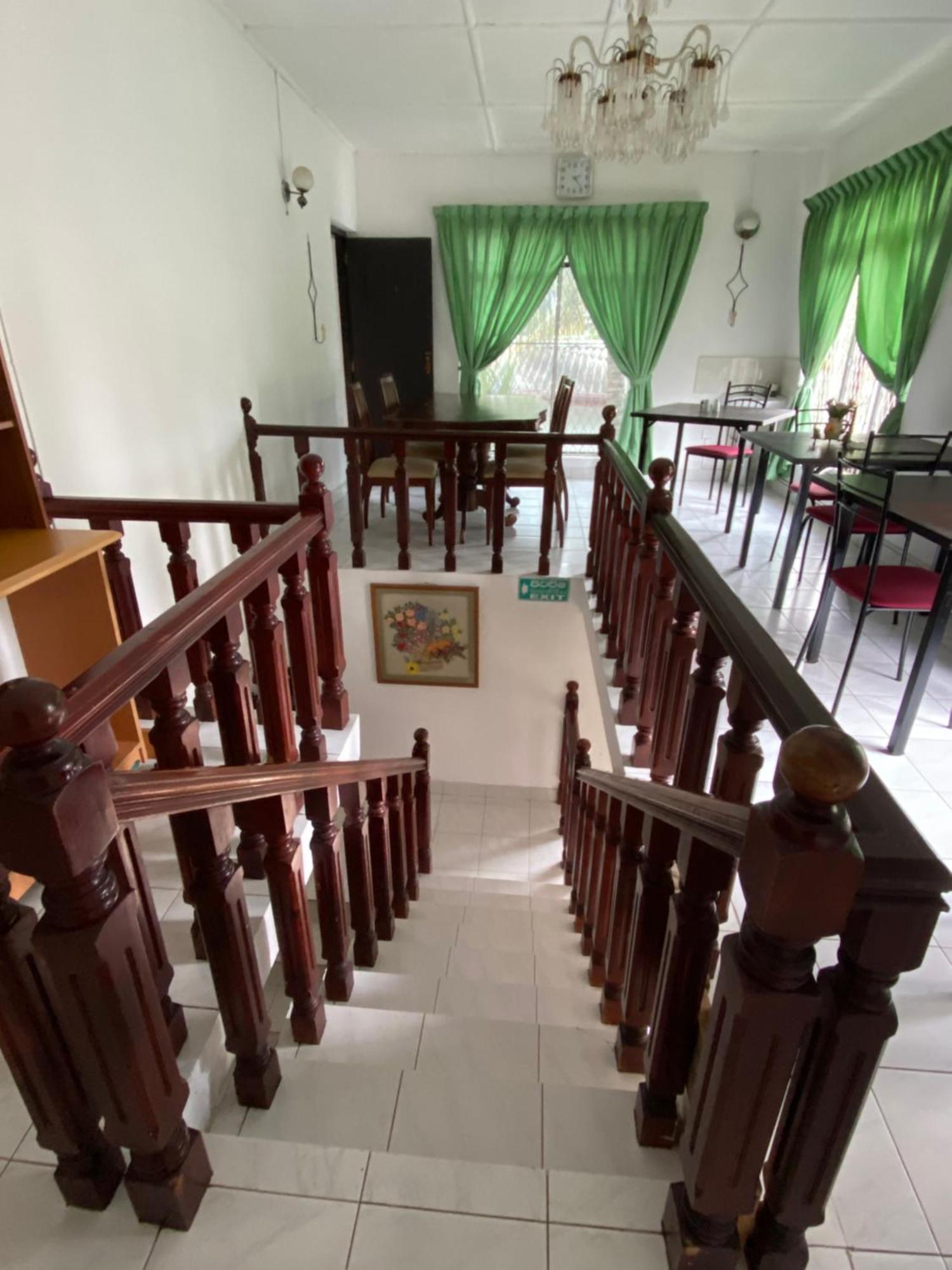 Cloud Inn Kandy Homestay エクステリア 写真